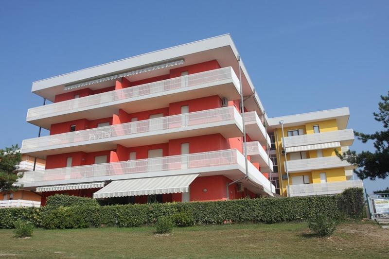 Condominio Biloba-Gemini บิบิโอเน ภายนอก รูปภาพ
